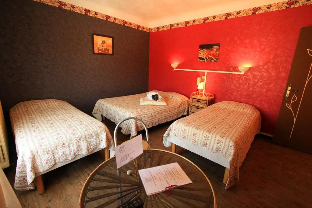 Le Regent Hotel